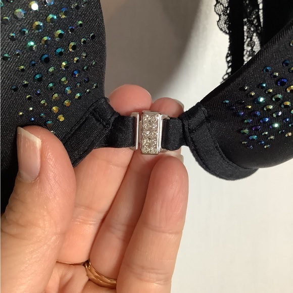 La Senza Beyond Sexy convertible front closure bra with rhinestones - Picture 8 of 15
